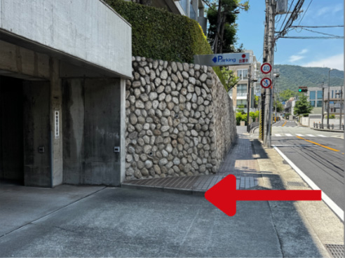 駐車場の入り方1